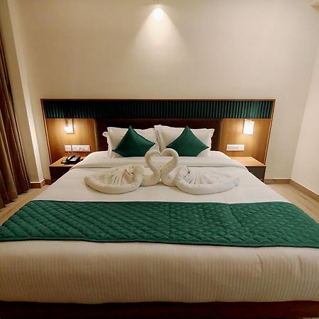 ホテル Viraj Retreat Mundrothuruth エクステリア 写真